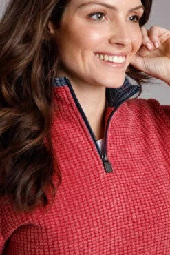 Beye Eco 1/4 Zip Grid Fleece Berry -Simple Closet Shop 91403