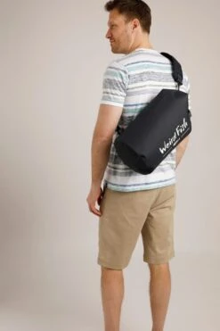 Dryden Dry Bag Navy -Simple Closet Shop 94491