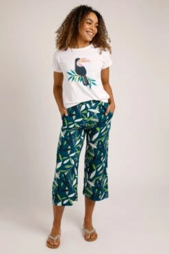 Tresco Lenzing EcoVero™ Cropped Trousers Deep Sea Blue