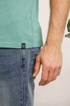 Lakes & Peaks Graphic T-Shirt Dark Jade -Simple Closet Shop 98150